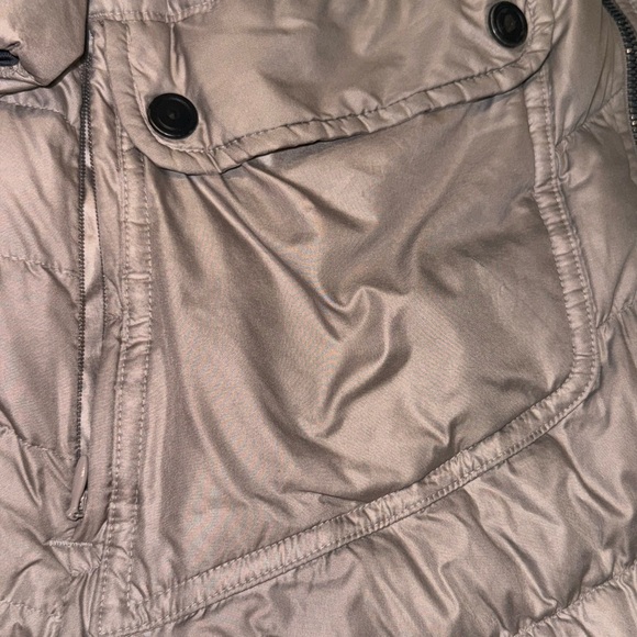 Athleta uptown down hooded puffer jacket size S pre owned - Picture 6 of 9